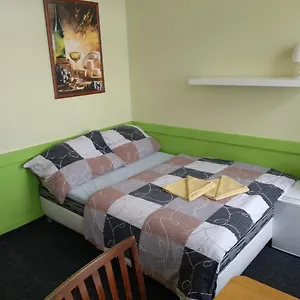Damiell Hostel